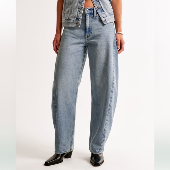 Mid Rise Barrel Jean Regular 25 - Picture 4 of 6